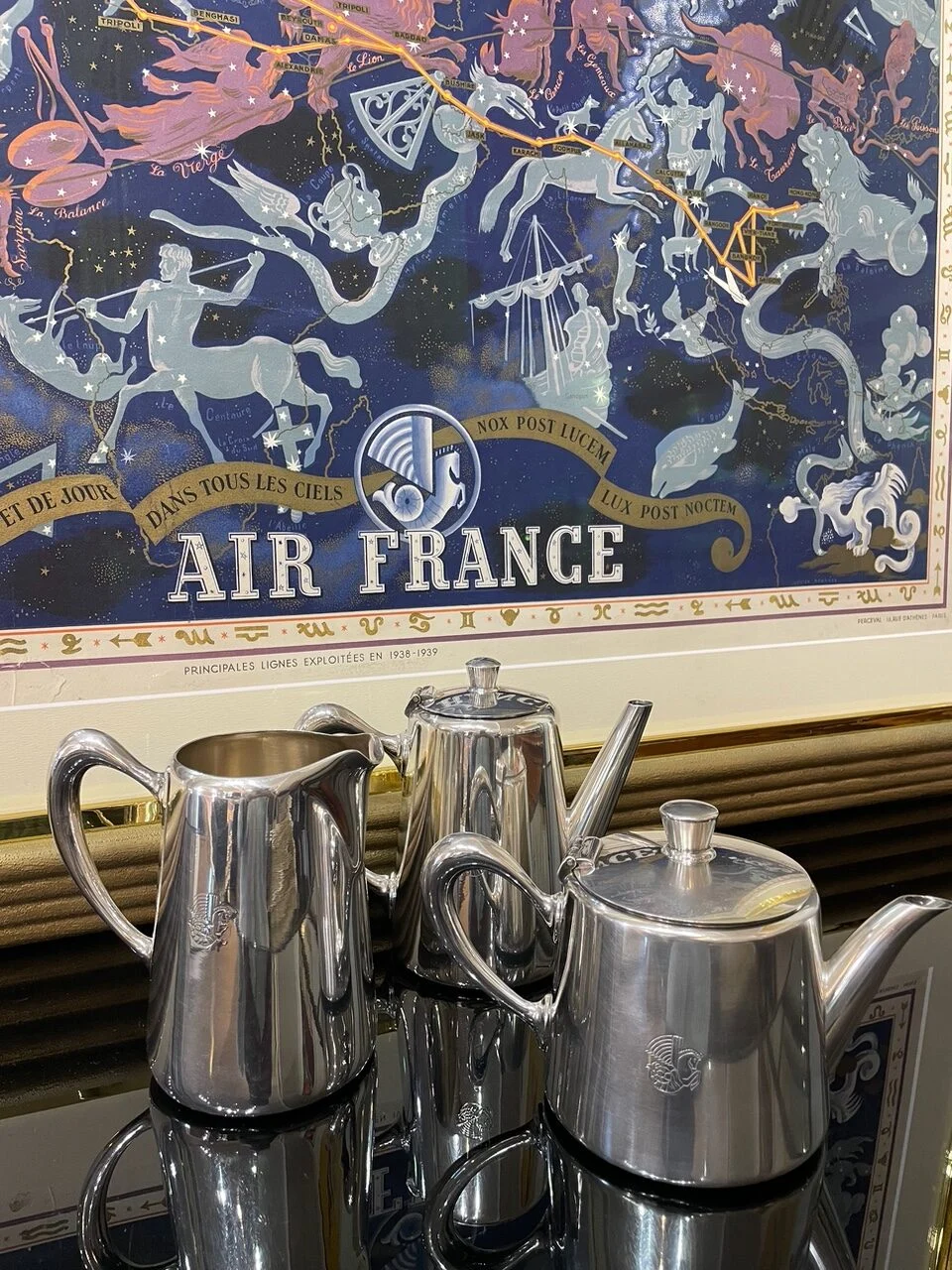 Lotto di tre pezzi di argenteria Christofle Paris per Air France, Art Déco, anni ’30